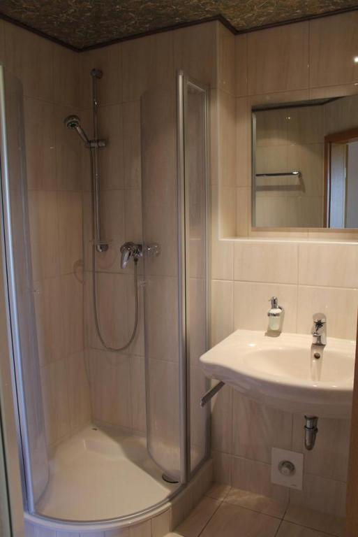 Mueritz Landhotel Gruener Baum Gotthun الغرفة الصورة